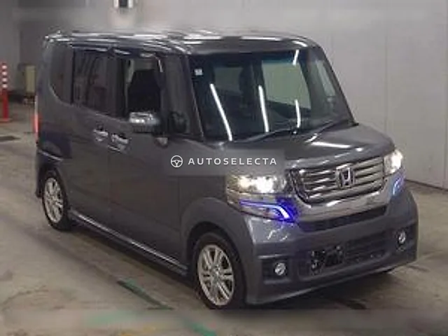 Honda N-BOX Custom 2012, auction grade 3.5