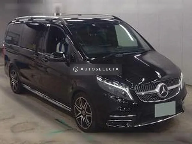 Mercedes-Benz V-Class 2023, auction grade 4.5