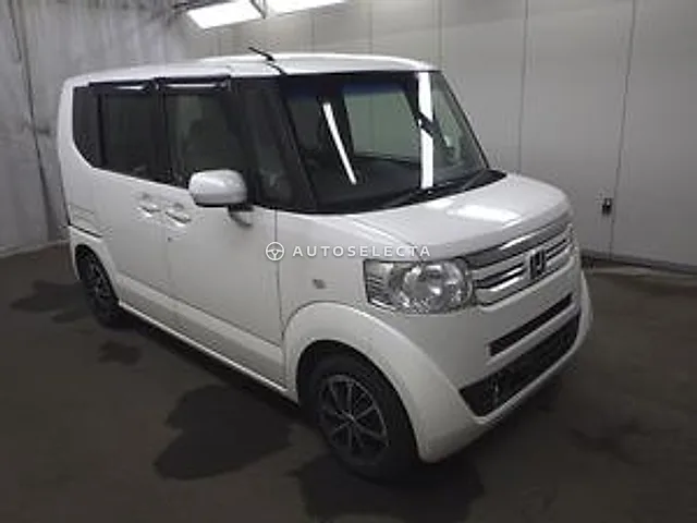 Honda N-BOX 2012, auction grade R