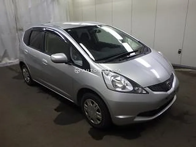 Honda Fit 2009, auction grade 3