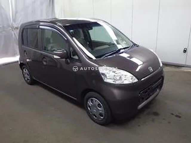 Honda Life 2008, auction grade R