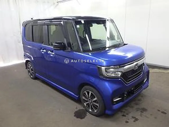 Honda N-BOX 2017, auction grade 3