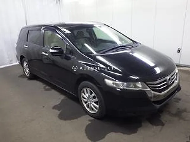 Honda Odyssey 2013, auction grade R