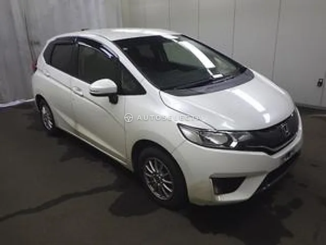 Honda Fit 2013, auction grade 3