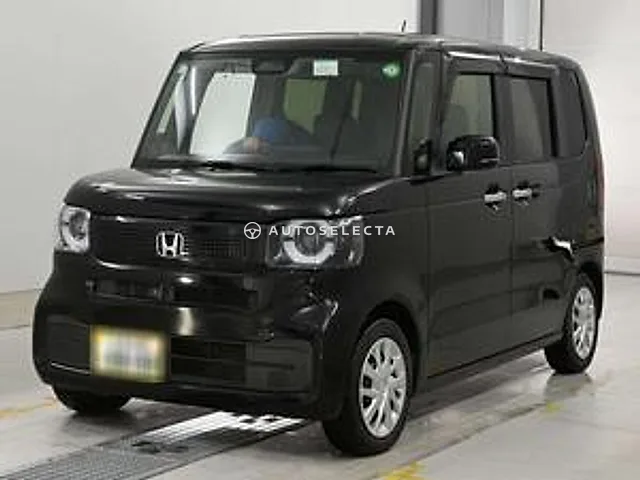 Honda N-BOX 2024, auction grade R