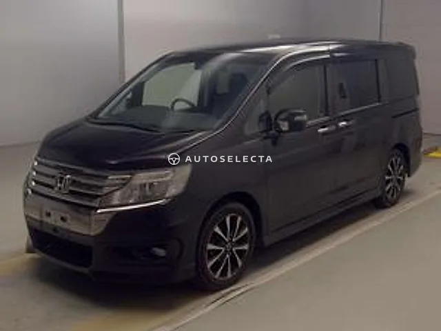 Honda Stepwgn Spada 2013, auction grade RA
