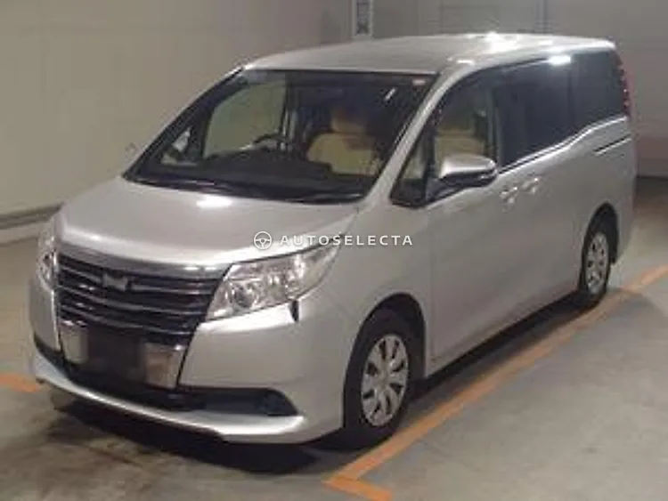 Toyota Noah 2014, photo 1 of 1