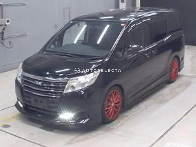 Toyota Noah 2016, photo 1 of 1