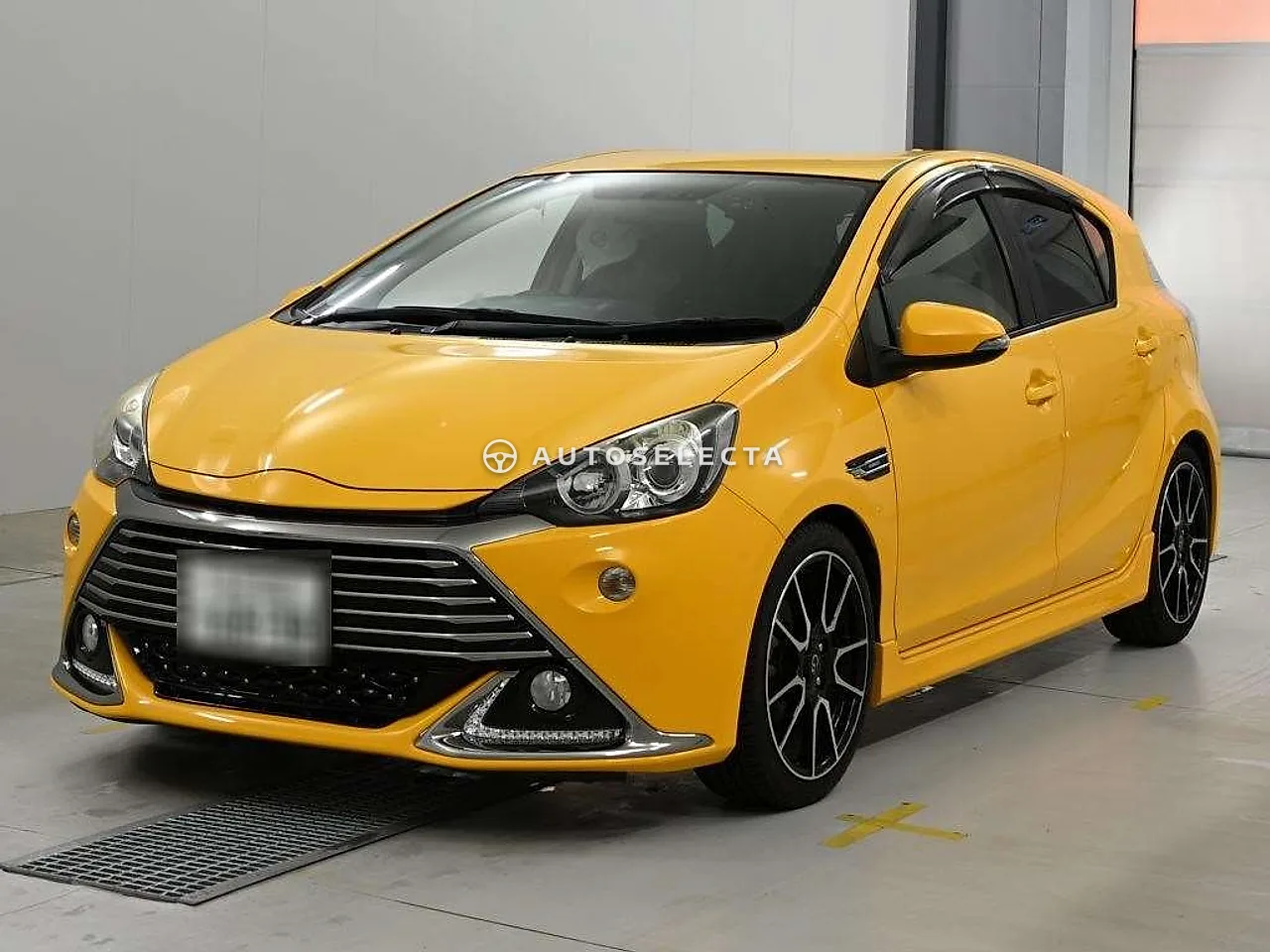 Toyota Aqua 2015, photo 1 of 1