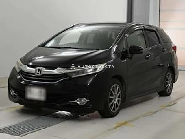 Honda Shuttle 2016, auction grade 4