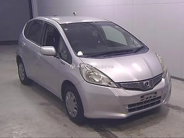 Honda Fit 2011, auction grade 4