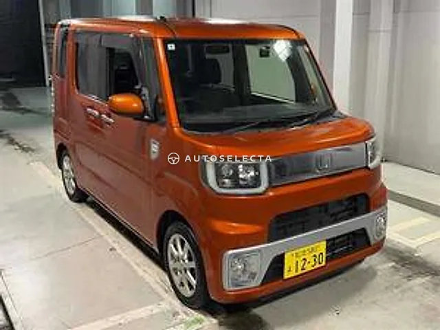 Daihatsu Wake 2016, auction grade R