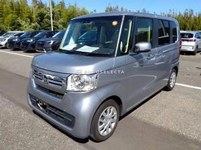 Honda N-BOX 2022, auction grade 3.5