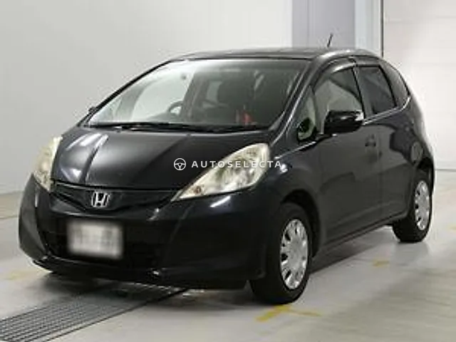 Honda Fit 2013, auction grade 3.5