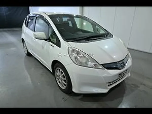 Honda Fit 2012, auction grade 3
