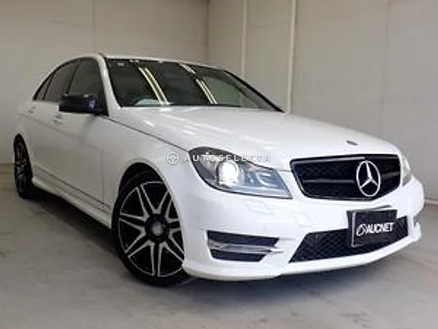 Mercedes-Benz C-Class 2012, auction grade 3.5
