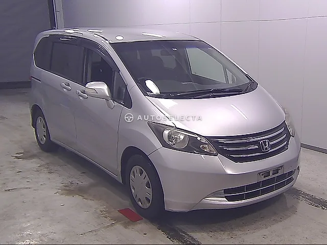 Honda Freed 2011, auction grade 3