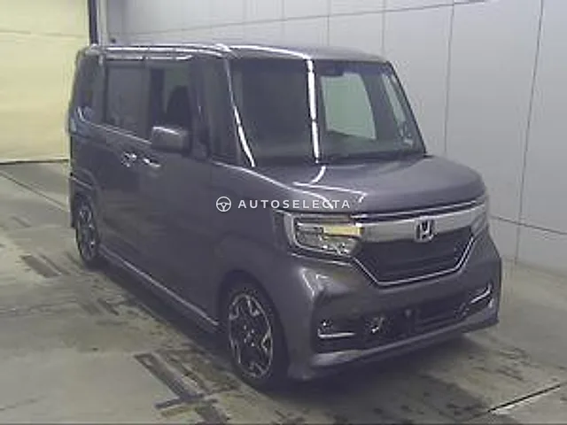 Honda N-BOX 2019, auction grade R