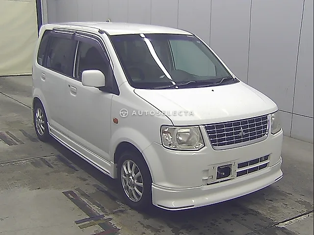 Mitsubishi eK Wagon 2011, auction grade 3.5