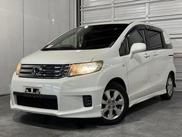 Honda Freed Spike 2010, auction grade 3