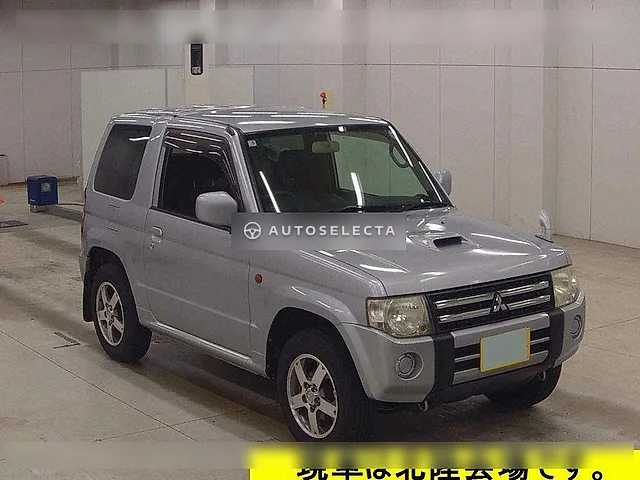 Mitsubishi Pajero Mini 2011, auction grade 4