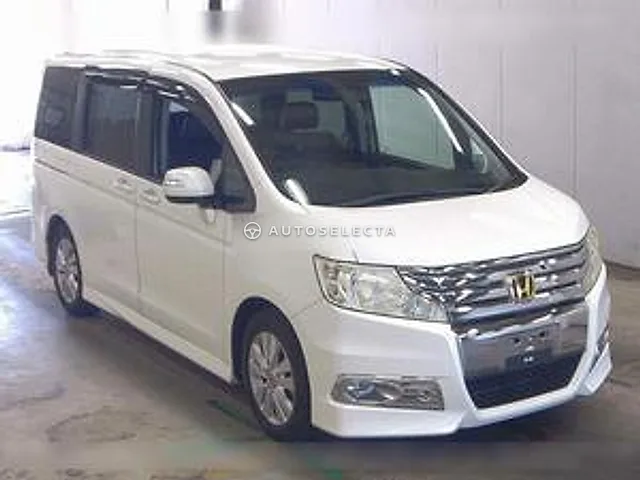 Honda Stepwgn Spada 2011, auction grade 4