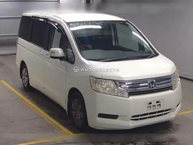 Honda Stepwgn 2012, auction grade 3