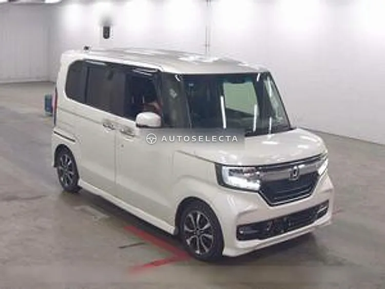 Honda N-BOX Custom 2017, photo 1 of 1