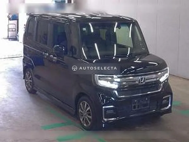 Honda N-BOX Custom 2021, auction grade 3.5