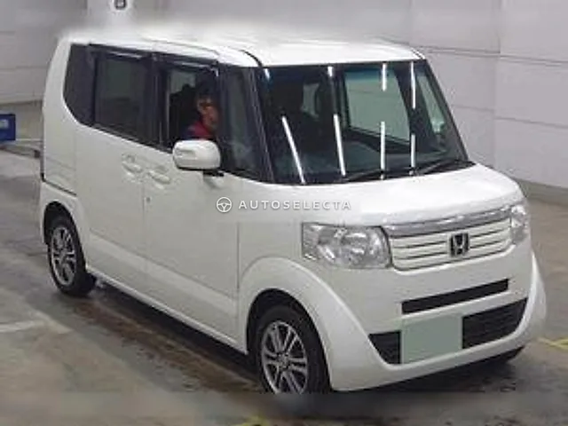 Honda N-BOX 2014, auction grade 3.5