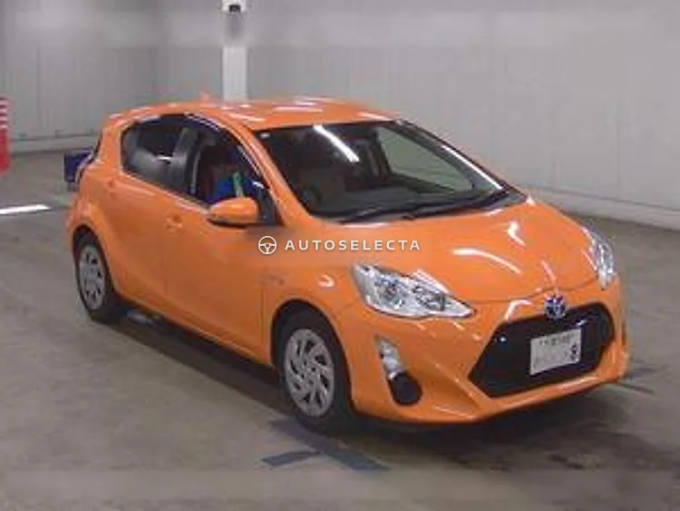 Toyota Aqua 2015, photo 1 of 1