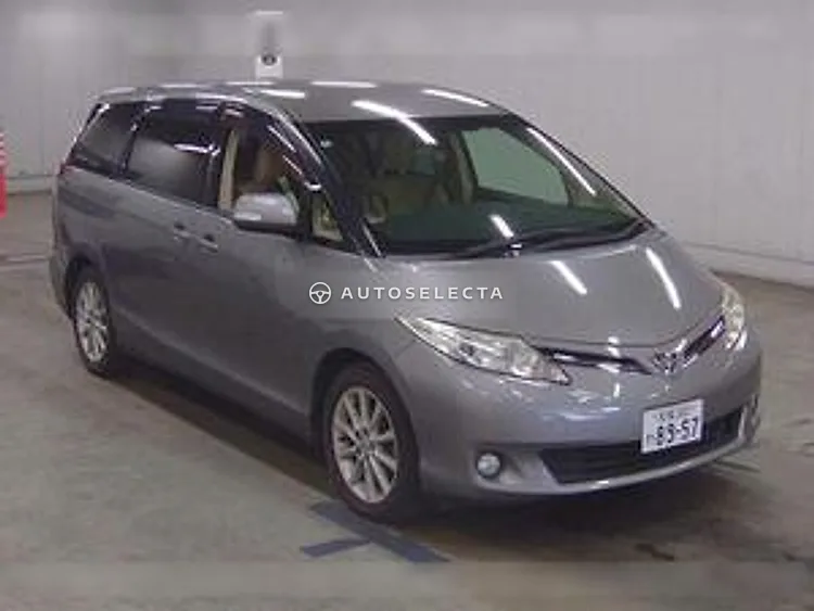 Toyota Estima 2014, photo 1 of 6
