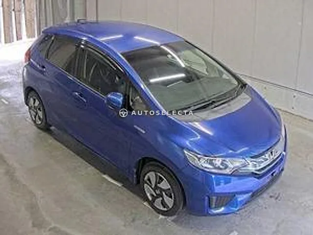 Honda Fit 2013, auction grade 3.5
