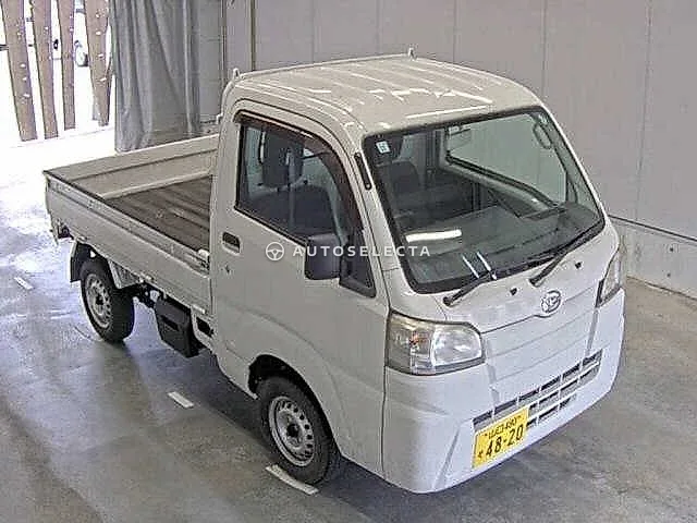Daihatsu Hijet 2016, auction grade 4
