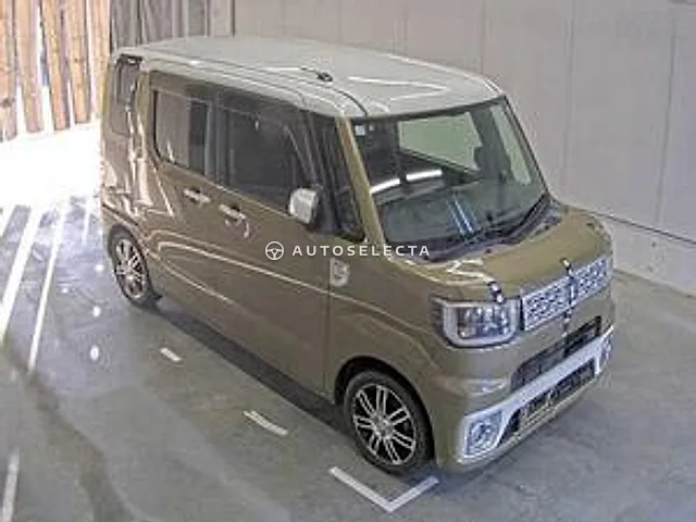 Daihatsu Wake 2015, auction grade R