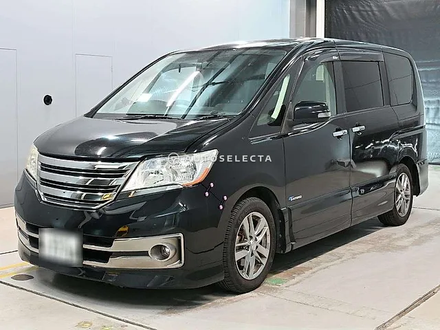 Nissan Serena 2012, auction grade R
