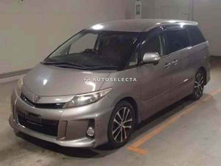 Toyota Estima 2012, photo 1 of 1