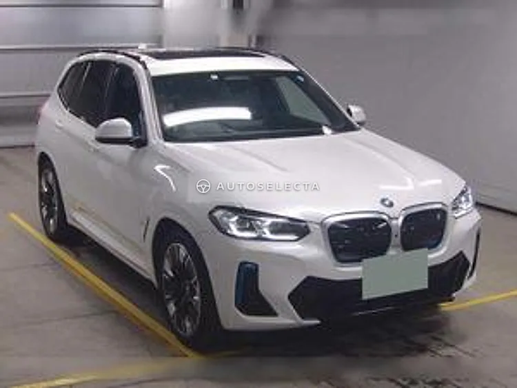 BMW iX3 2022, photo 1 of 6