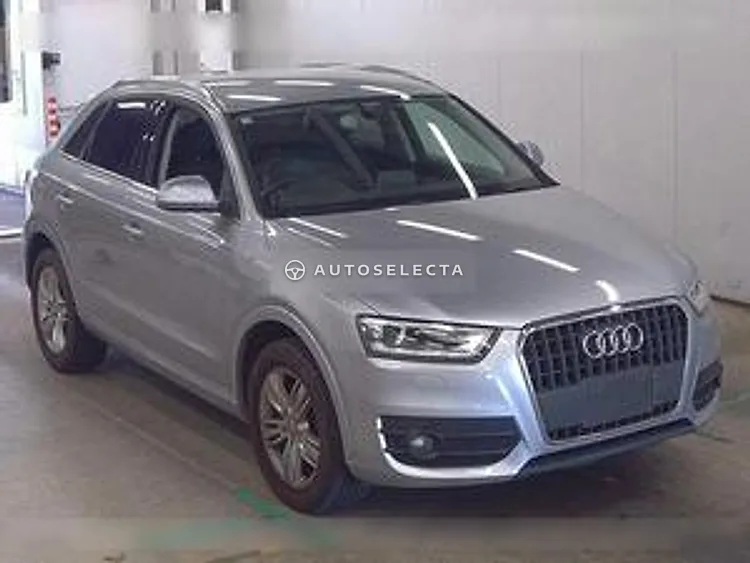 Audi Q3 2015, photo 1 of 6