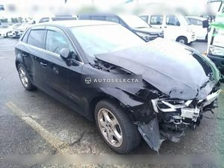 Audi A3 2019, photo 1 of 1