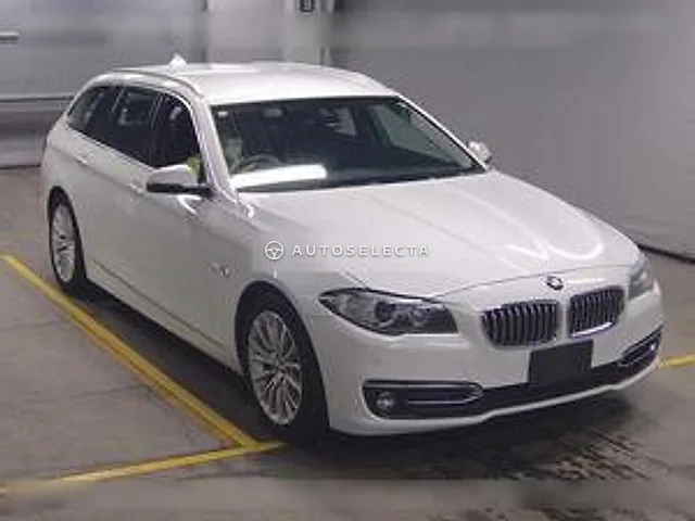 BMW 5 Series 2013, auction grade 4.5