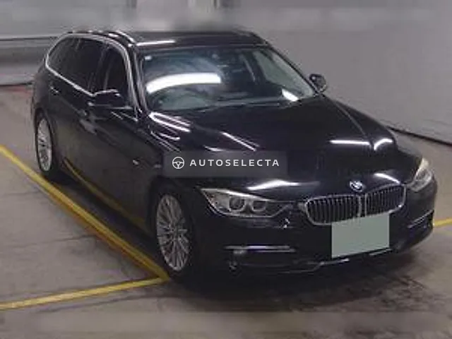 BMW 3 Series 2013, auction grade 4