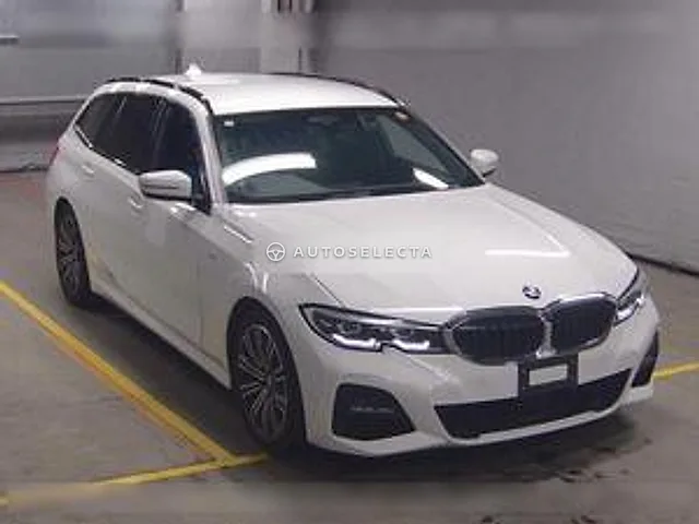 BMW 3 Series 2021, auction grade 4.5