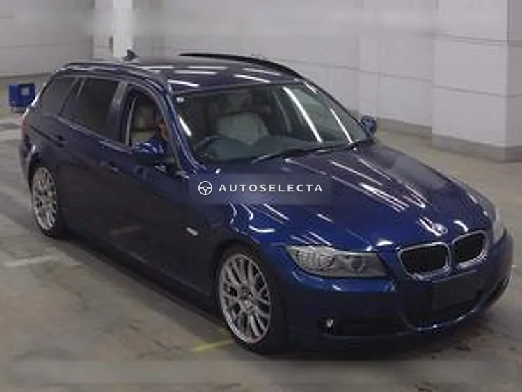 BMW 3 Series 2011, photo 1 of 1