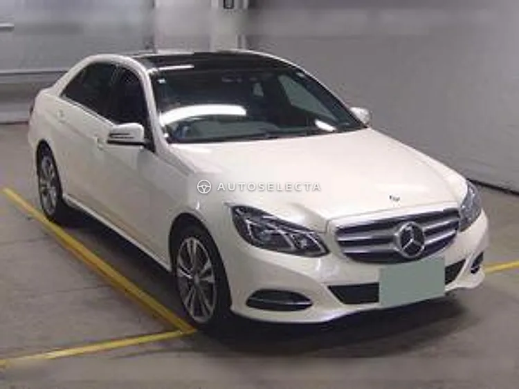 Mercedes-Benz E-Class 2013, photo 1 of 1