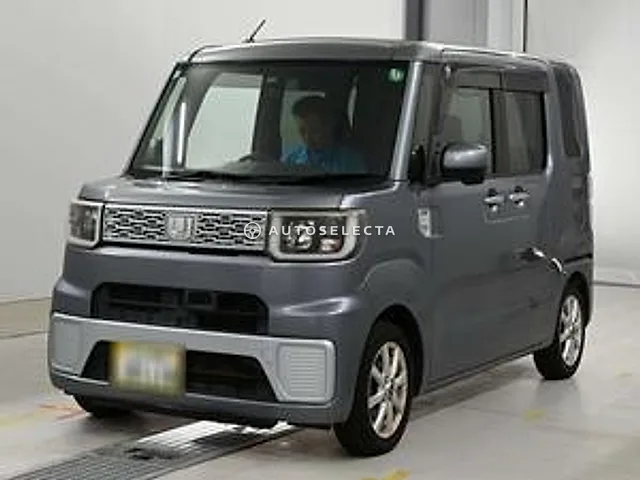 Daihatsu Wake 2015, auction grade 4.5