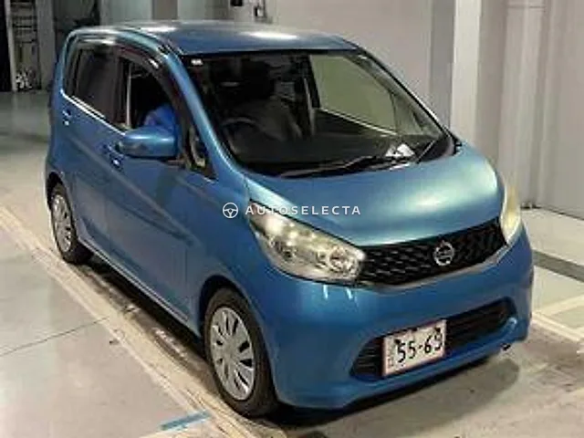 Nissan Dayz 2013, auction grade 3.5
