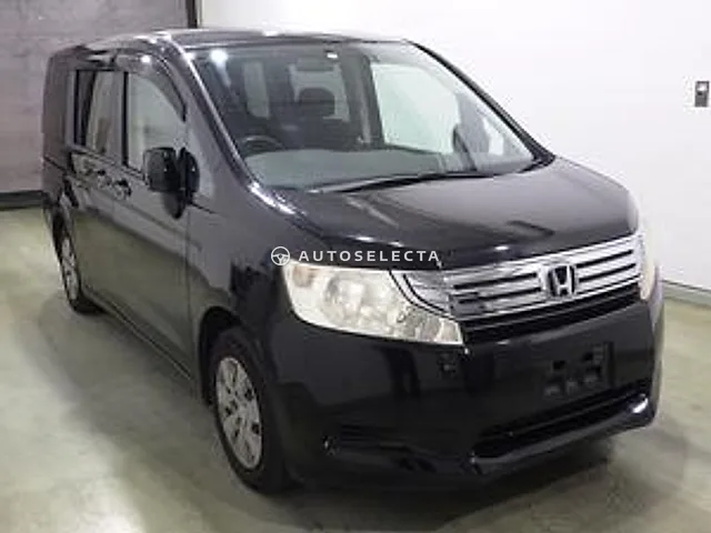 Honda Stepwgn 2011, auction grade 3