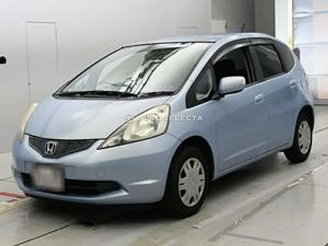 Honda Fit 2008, auction grade RA