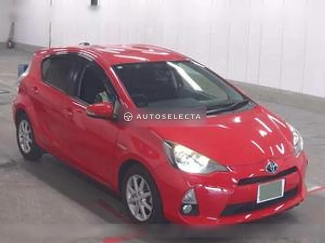 Toyota Aqua 2013, auction grade 3.5